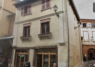 FACADE IMMEUBLE TOULOUSE